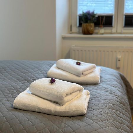 Bella Casa Villa Ludwig Apartment 12 ลุดวิกสบูร์ก ภายนอก รูปภาพ